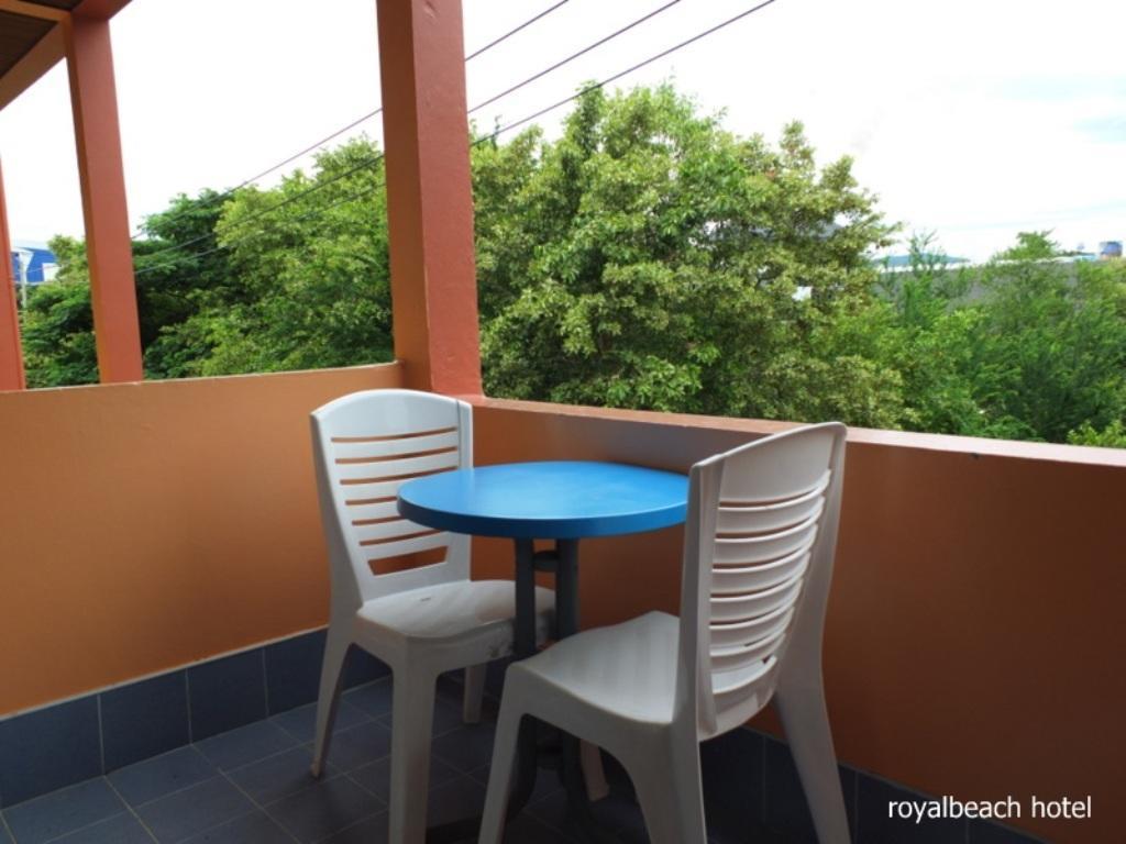 Royal Beach Guest House Hua Hin Room photo